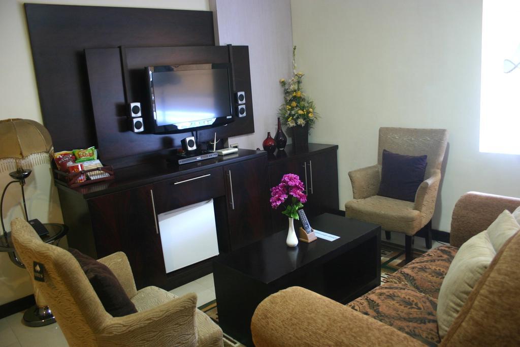 Royal Mamberamo Hotel Sorong Phòng bức ảnh