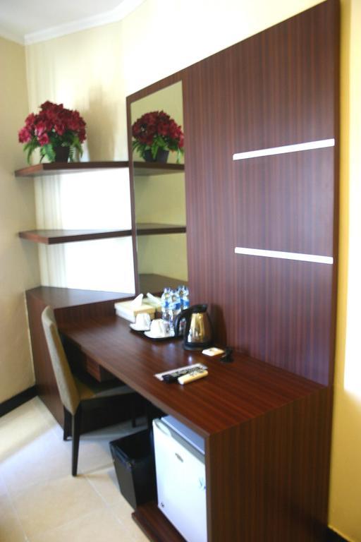 Royal Mamberamo Hotel Sorong Phòng bức ảnh