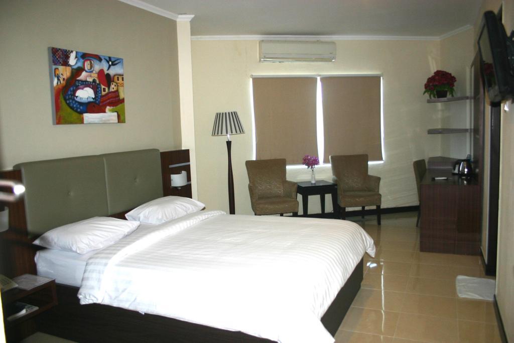 Royal Mamberamo Hotel Sorong Phòng bức ảnh